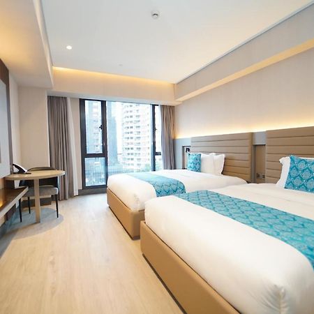 Bayprime Hotel Paranaque City Екстериор снимка