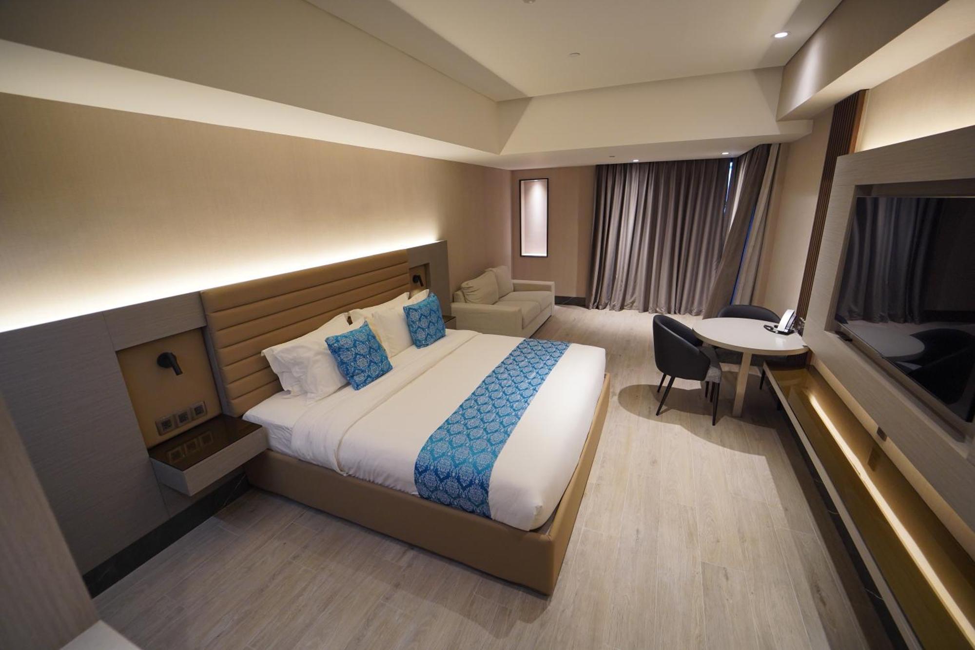 Bayprime Hotel Paranaque City Екстериор снимка